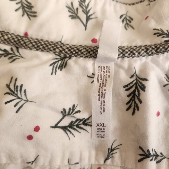 Gilligan & Omalley Cotton Holly and Red Berry Two Piece Pajama Set Size XXL - Picture 3 of 16